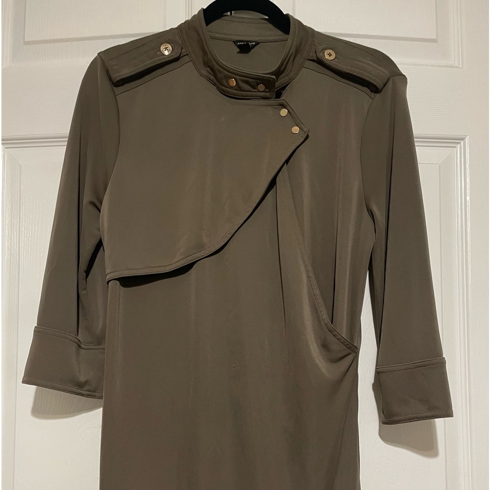 Ann Taylor 3/4 Sleeve with Gold Snap on buttons. Brown Size Large.